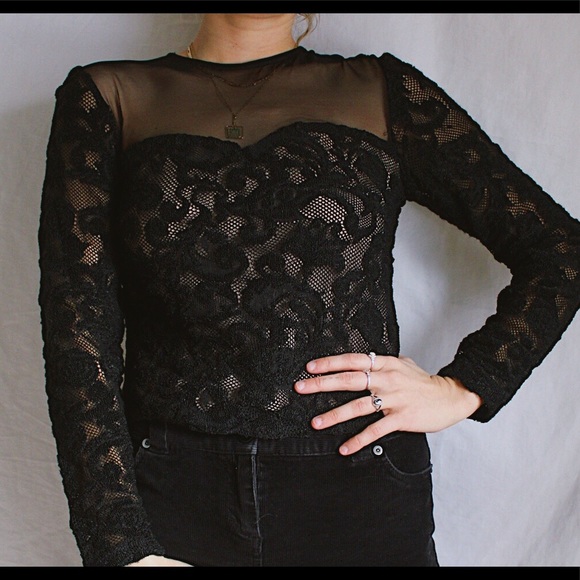 Vintage Lace Shirt - Picture 2 of 3